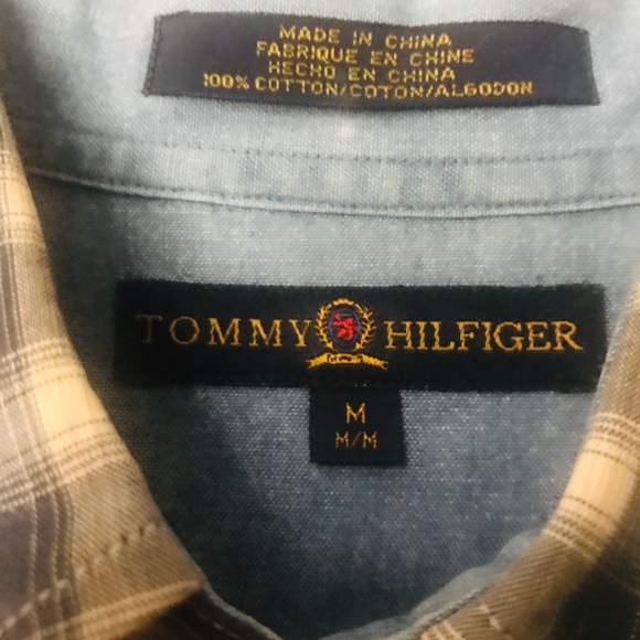 đź’ĄTommy Hilfiger casual button down - Picture 3 of 5